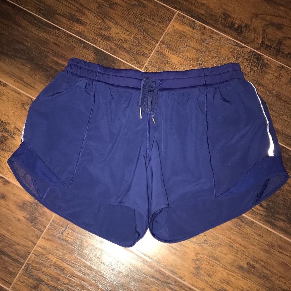 Lululemon Hotty Hot Short